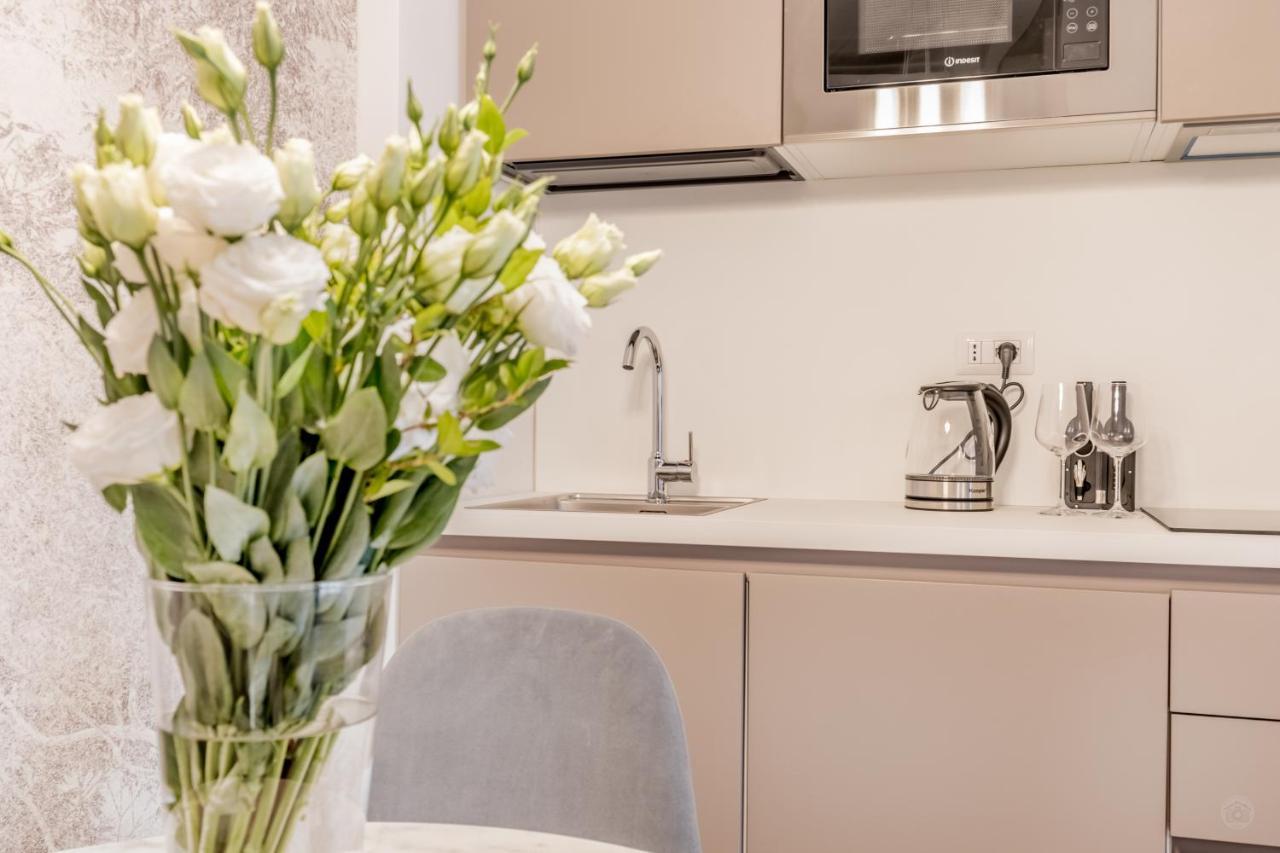 Bbhome Design Suite Apartment Over Trastevere District ローマ エクステリア 写真
