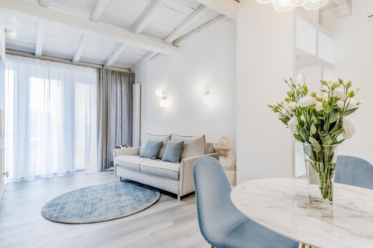 Bbhome Design Suite Apartment Over Trastevere District ローマ エクステリア 写真
